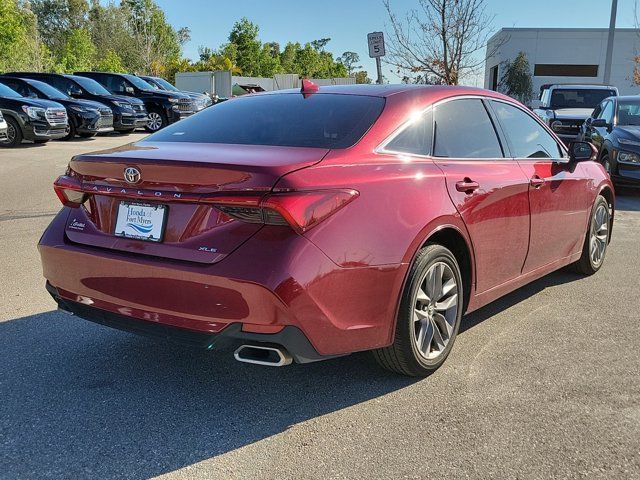 2020 Toyota Avalon XLE