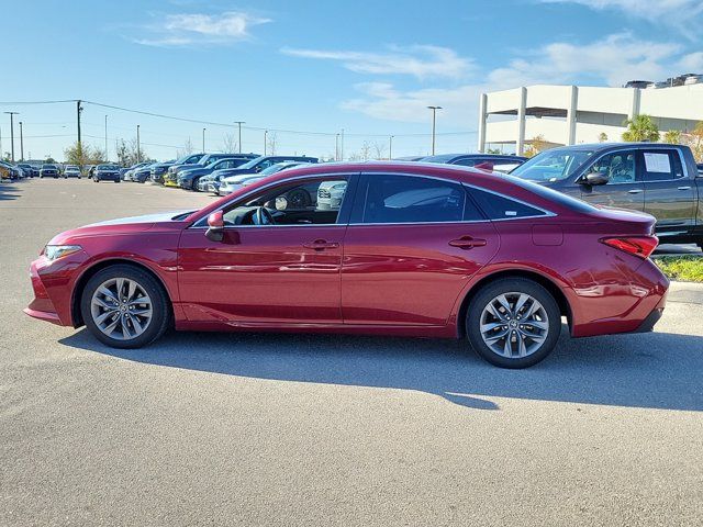 2020 Toyota Avalon XLE