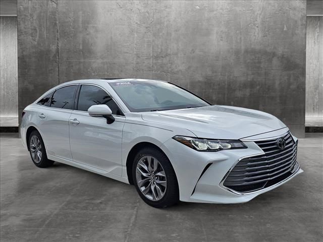 2020 Toyota Avalon XLE