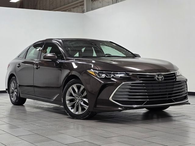 2020 Toyota Avalon XLE