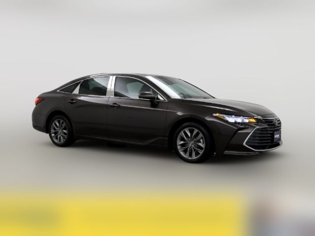 2020 Toyota Avalon XLE