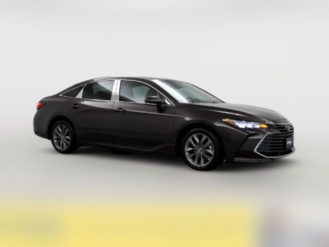 2020 Toyota Avalon XLE