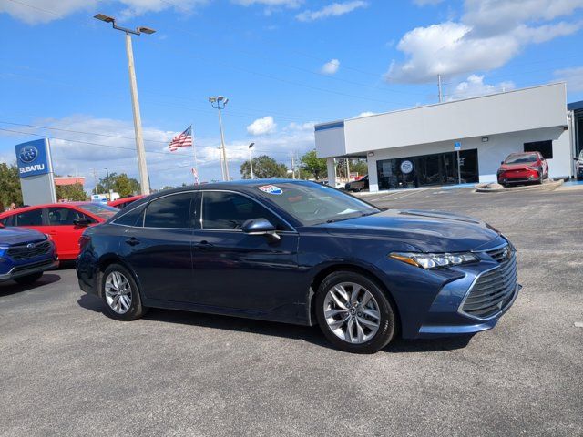 2020 Toyota Avalon XLE