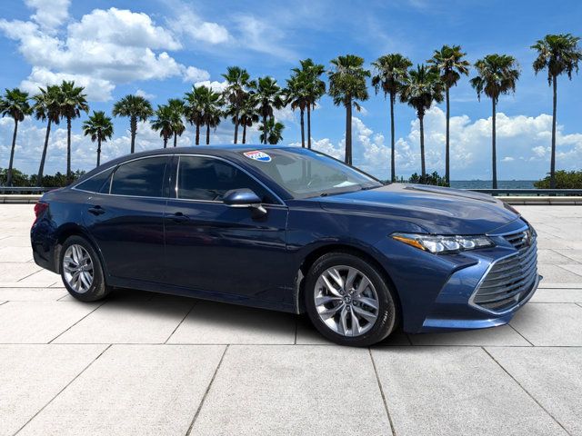 2020 Toyota Avalon XLE