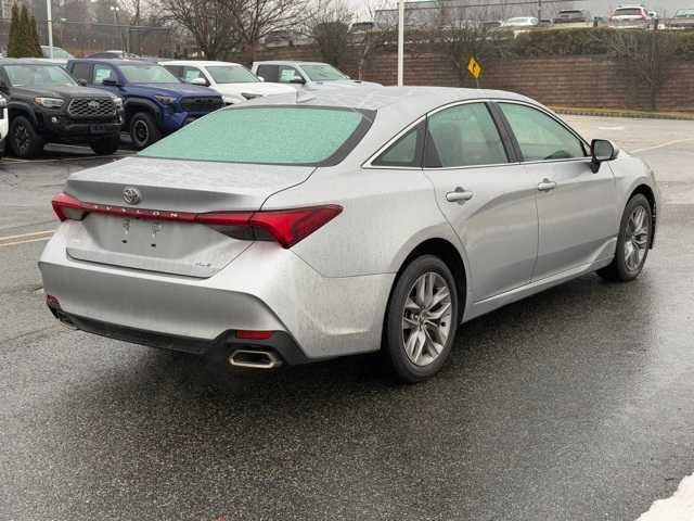 2020 Toyota Avalon XLE