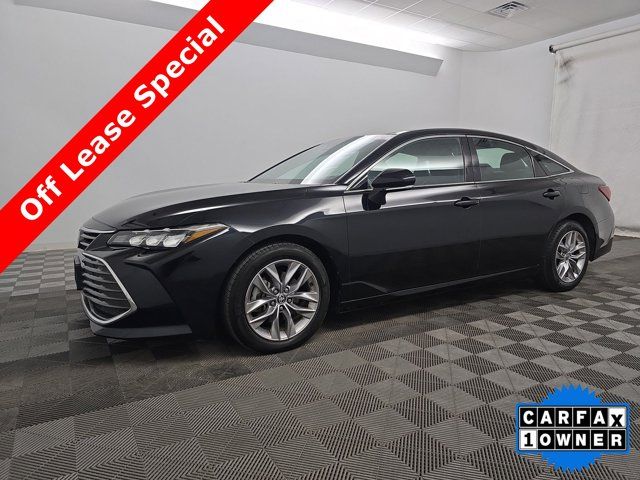 2020 Toyota Avalon XLE