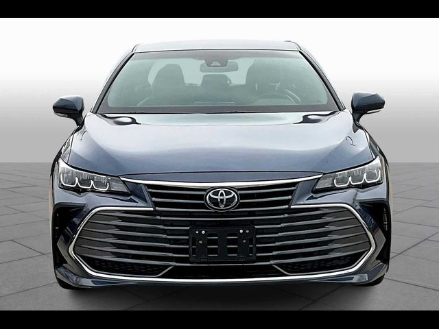 2020 Toyota Avalon XLE