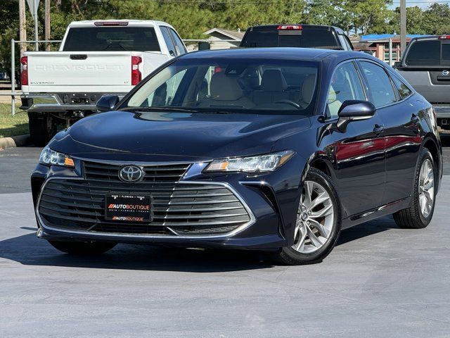 2020 Toyota Avalon XLE