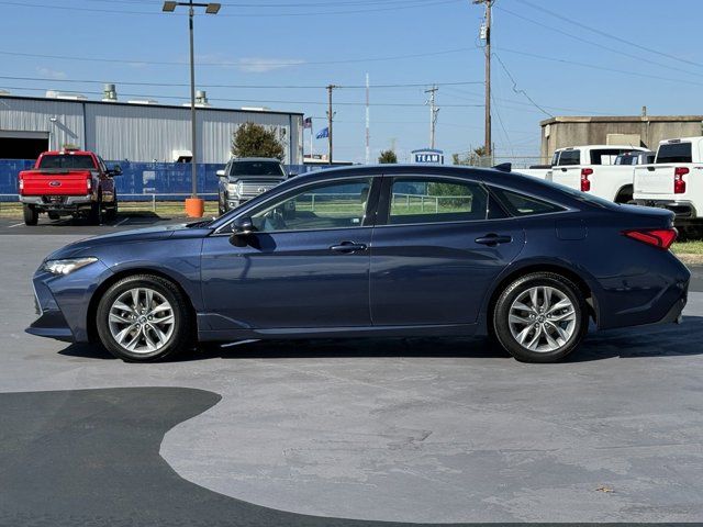 2020 Toyota Avalon XLE