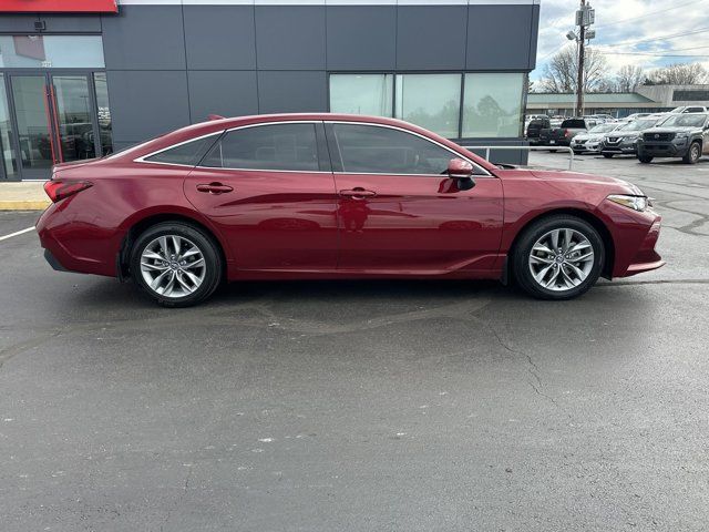 2020 Toyota Avalon XLE