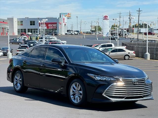 2020 Toyota Avalon XLE