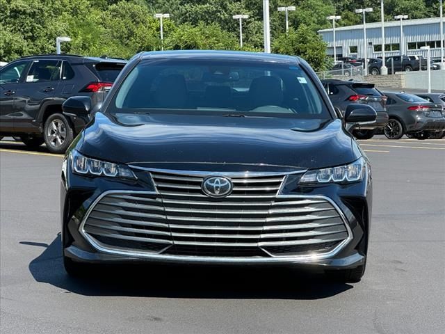 2020 Toyota Avalon XLE