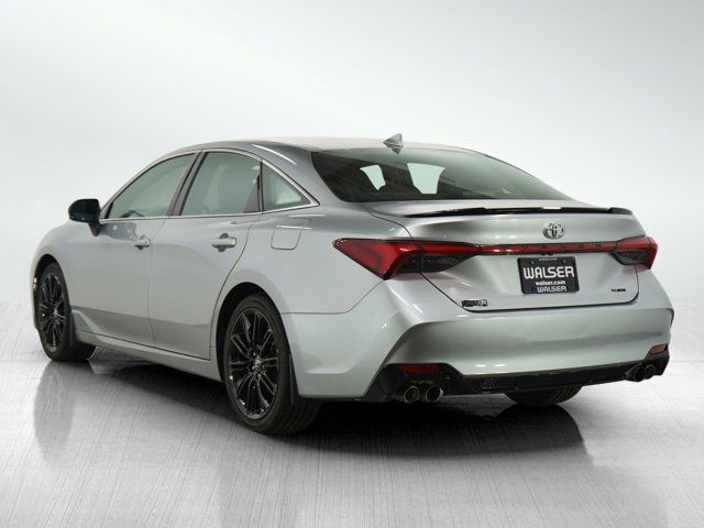 2020 Toyota Avalon XSE