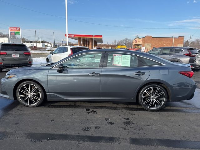 2020 Toyota Avalon XSE