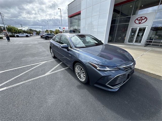 2020 Toyota Avalon Hybrid Limited