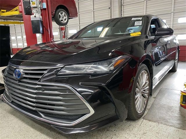 2020 Toyota Avalon Hybrid Limited