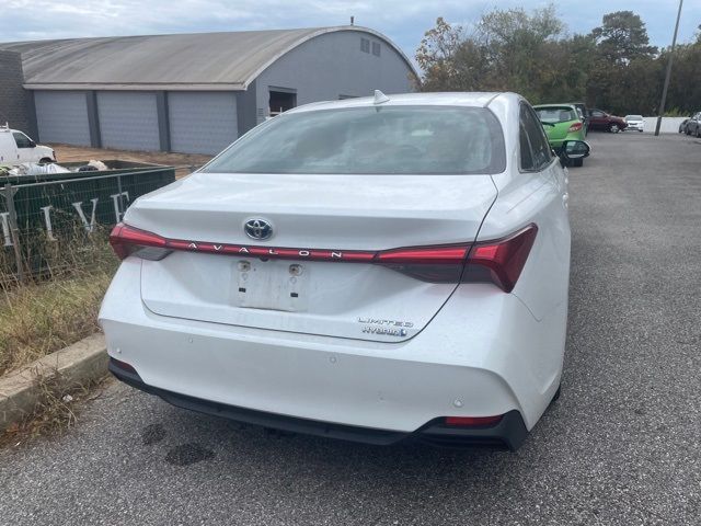 2020 Toyota Avalon Hybrid Limited