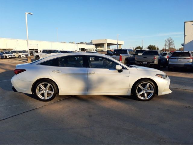 2020 Toyota Avalon Hybrid Limited