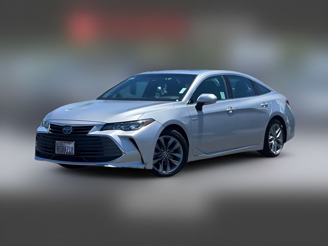 2020 Toyota Avalon Hybrid XLE