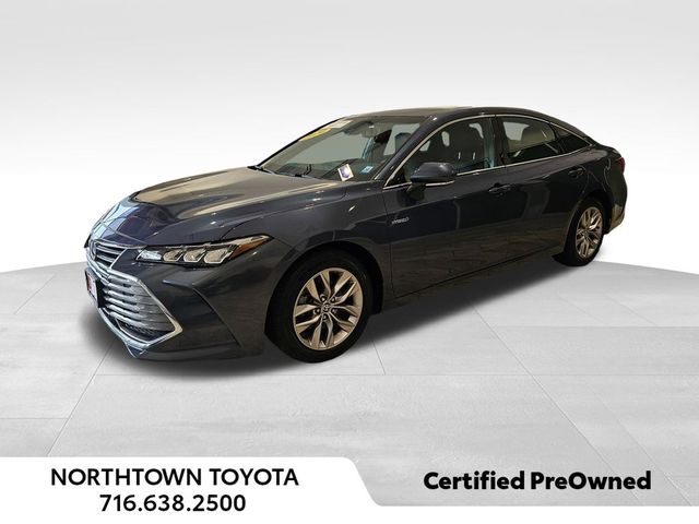 2020 Toyota Avalon Hybrid XLE