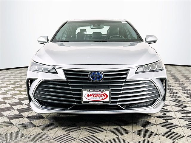 2020 Toyota Avalon Hybrid XLE