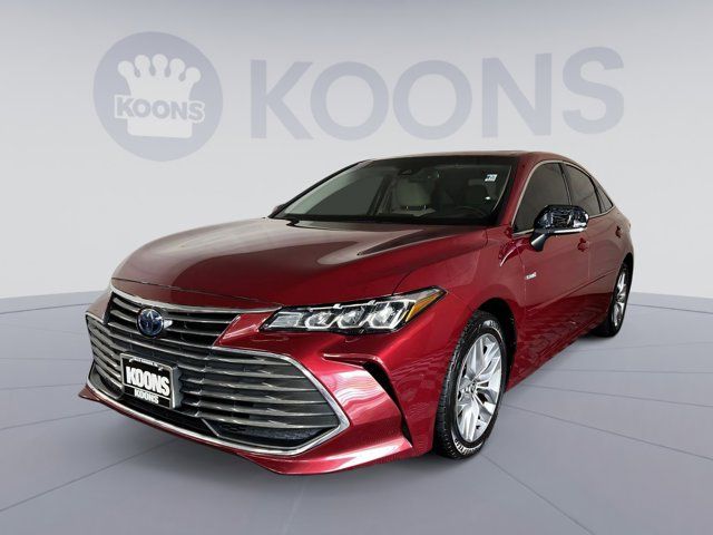 2020 Toyota Avalon Hybrid XLE