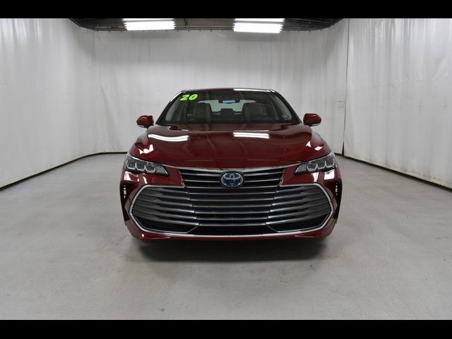 2020 Toyota Avalon Hybrid XLE