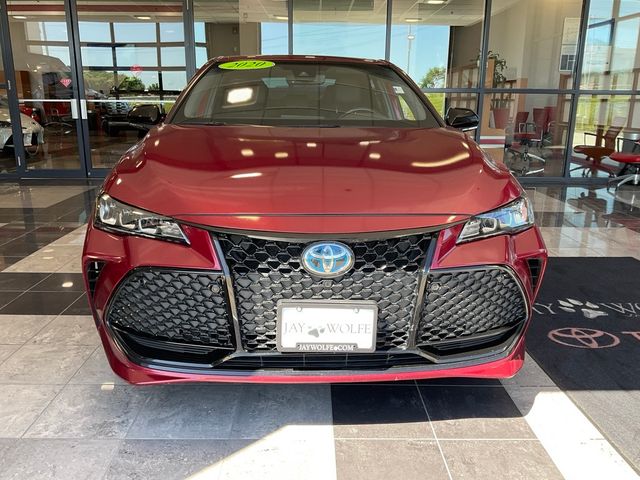 2020 Toyota Avalon Hybrid XSE