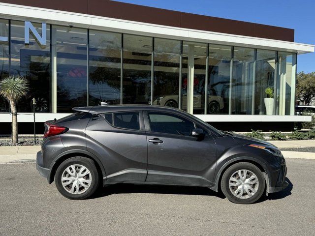 2020 Toyota C-HR LE