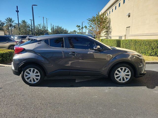 2020 Toyota C-HR LE