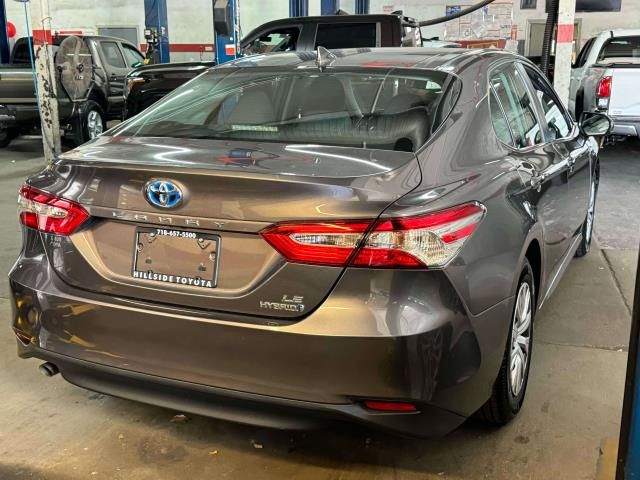 2020 Toyota Camry Hybrid LE