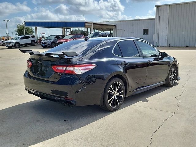 2020 Toyota Camry SE Nightshade