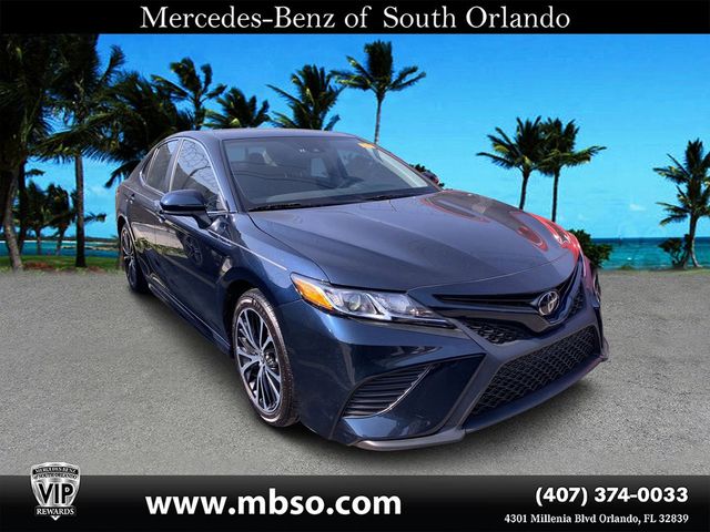 2020 Toyota Camry SE