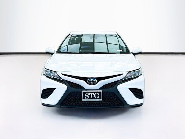 2020 Toyota Camry 