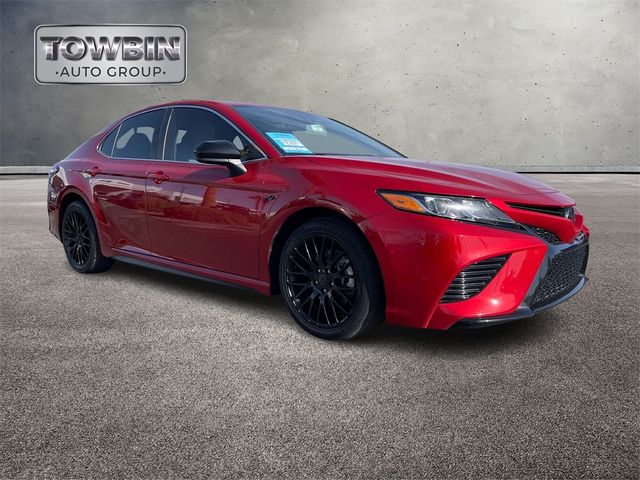 2020 Toyota Camry SE Nightshade