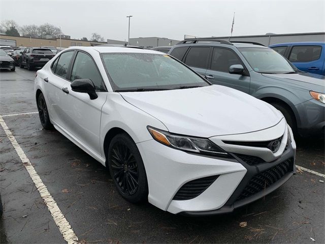 2020 Toyota Camry SE Nightshade