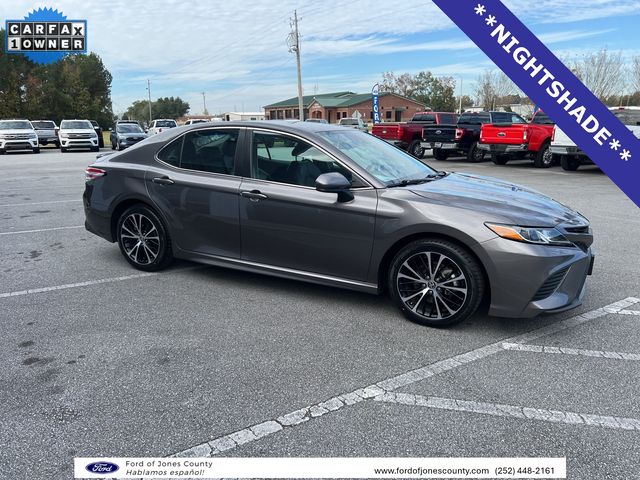 2020 Toyota Camry SE Nightshade