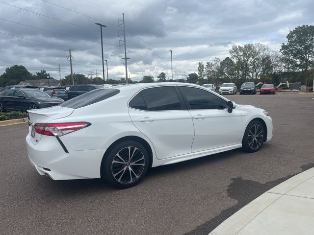 2020 Toyota Camry SE Nightshade