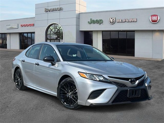 2020 Toyota Camry SE Nightshade