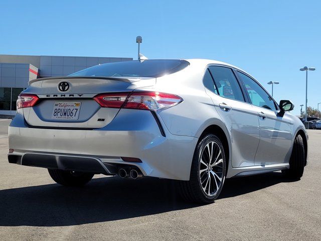 2020 Toyota Camry 