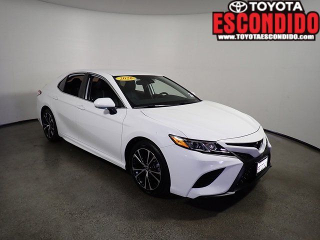 2020 Toyota Camry 