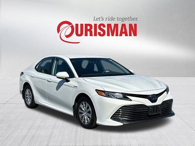 2020 Toyota Camry Hybrid LE