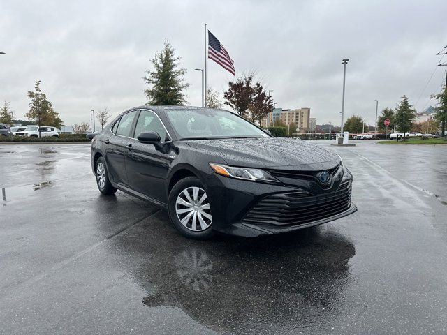 2020 Toyota Camry Hybrid LE