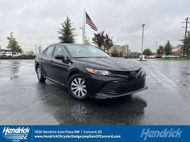 2020 Toyota Camry Hybrid LE