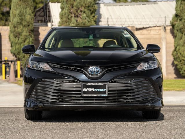 2020 Toyota Camry Hybrid LE