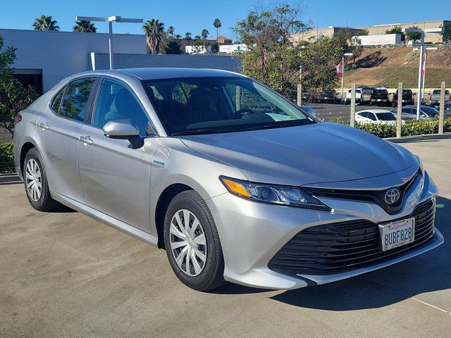 2020 Toyota Camry Hybrid LE