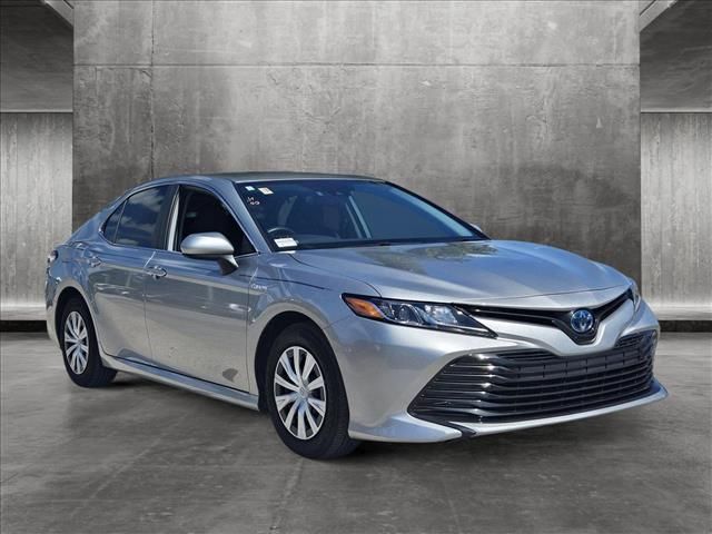 2020 Toyota Camry Hybrid LE