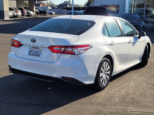 2020 Toyota Camry Hybrid LE