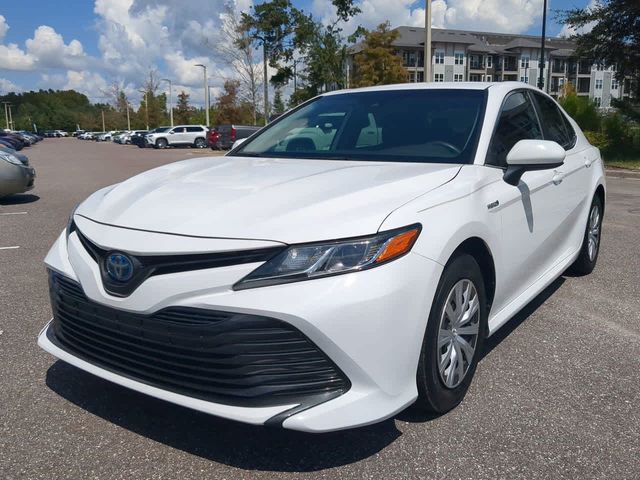 2020 Toyota Camry Hybrid LE