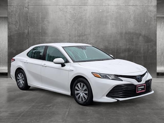 2020 Toyota Camry Hybrid LE